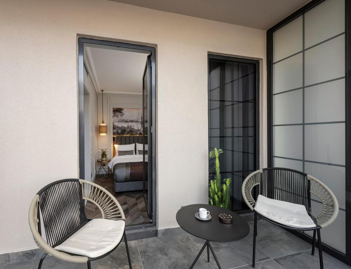 Livro Hotel Istanbul Exterior foto
