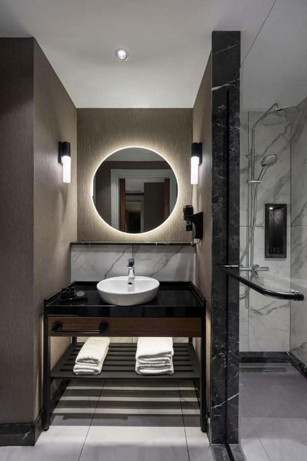 Livro Hotel Istanbul Exterior foto